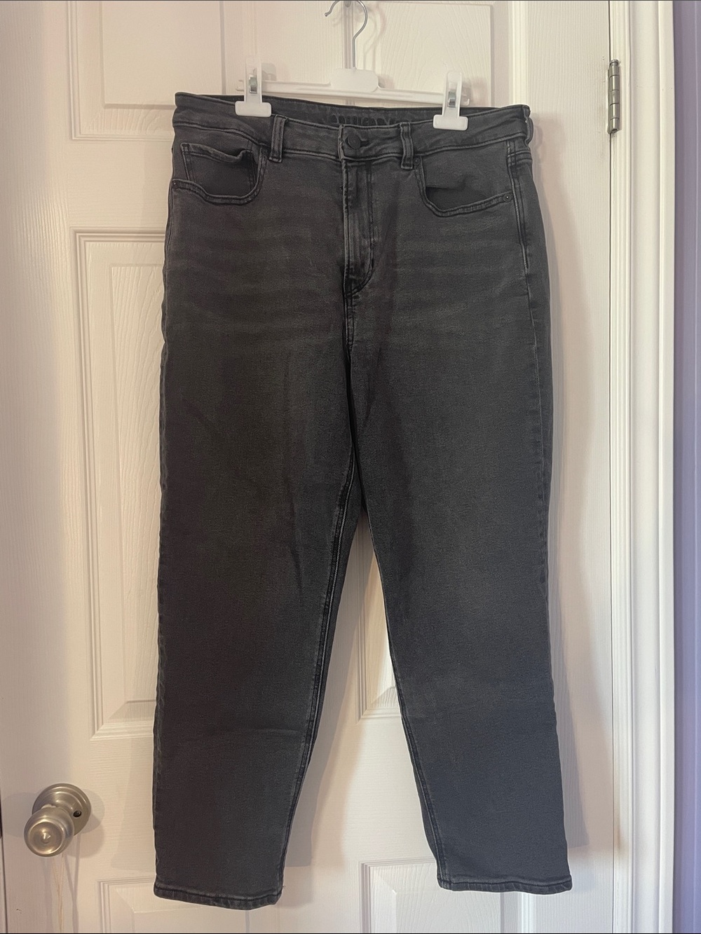 American Eagle Outfitters Black Wash Mom Jeans - Women’s